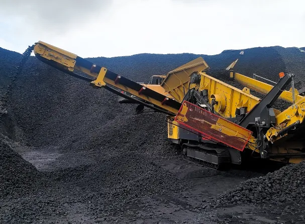 Keestrack K5e screening Coal in India