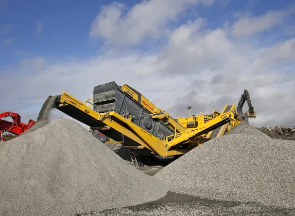 Keestrack H6e cone crusher: High-End mobile secondary crushing